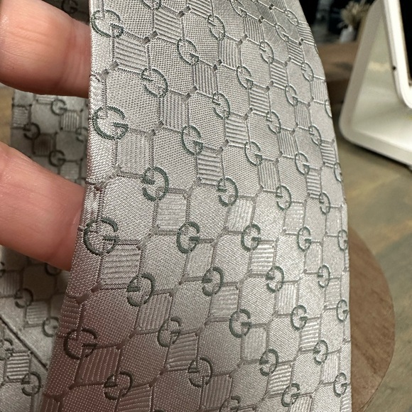 GUCCI Neck Tie 💎Authentic - Picture 8 of 12
